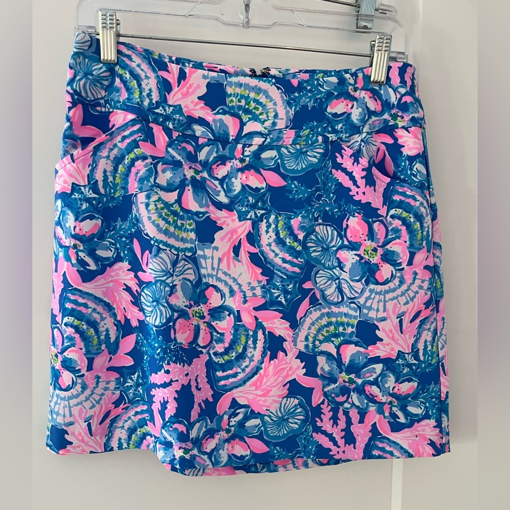Lilly Pulitzer Floral Patterned Skirt in Blue and Pink